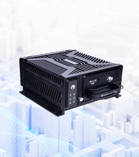 نظام المراقبة بالفيديو عبر الهاتف المحمول «RoadRunner Pro»